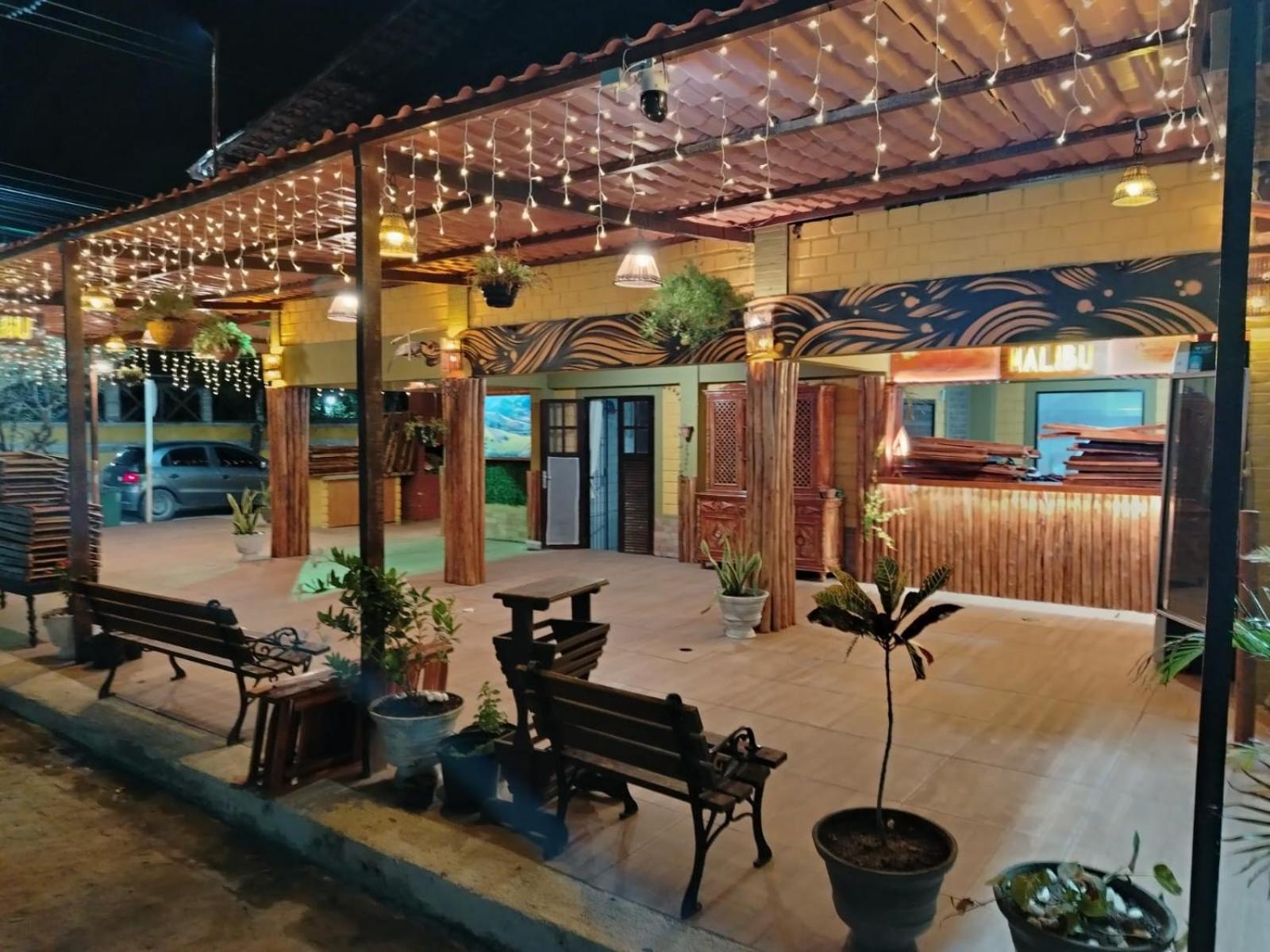 Hostel Malibu Порту-де-Галиньяш Экстерьер фото